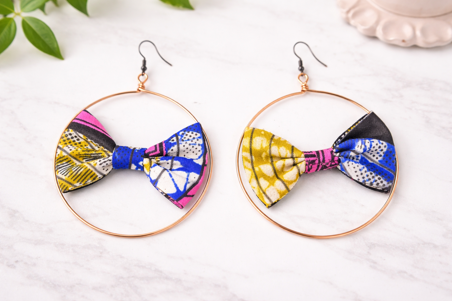 Bow tie Hoops